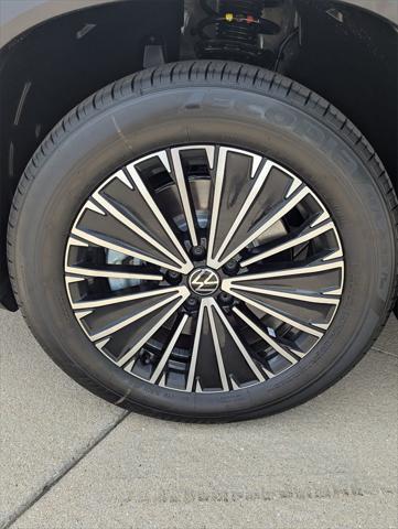 new 2025 Volkswagen Tiguan car, priced at $31,249