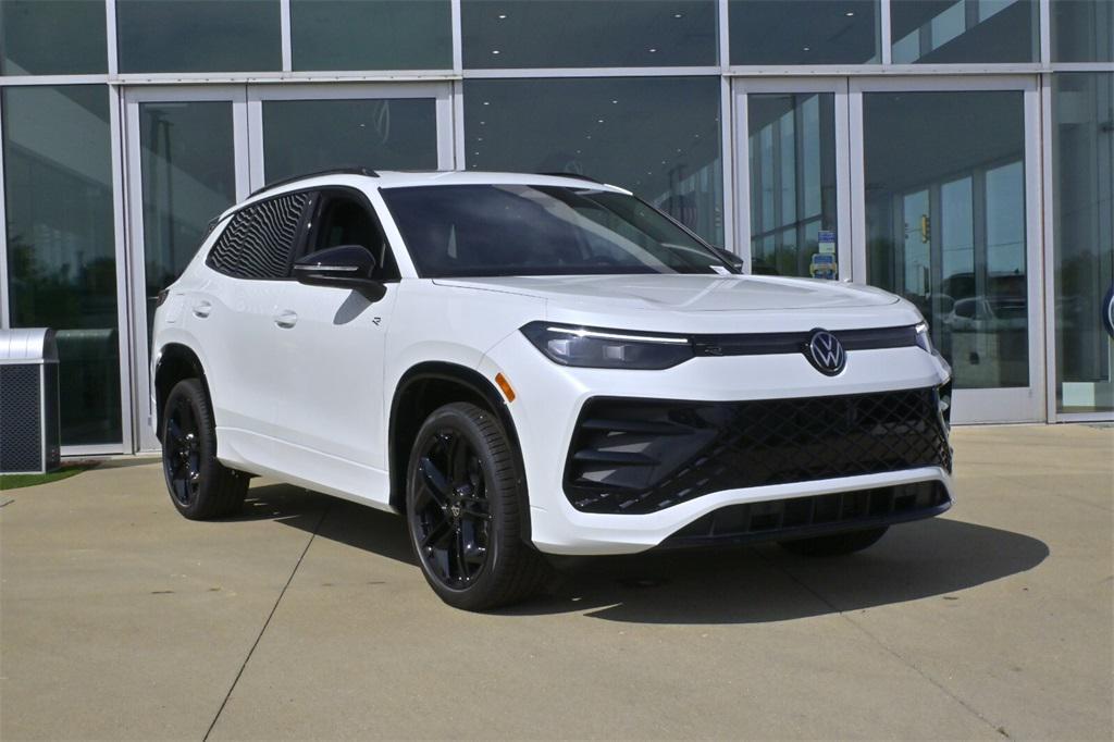 new 2025 Volkswagen Tiguan car, priced at $36,130