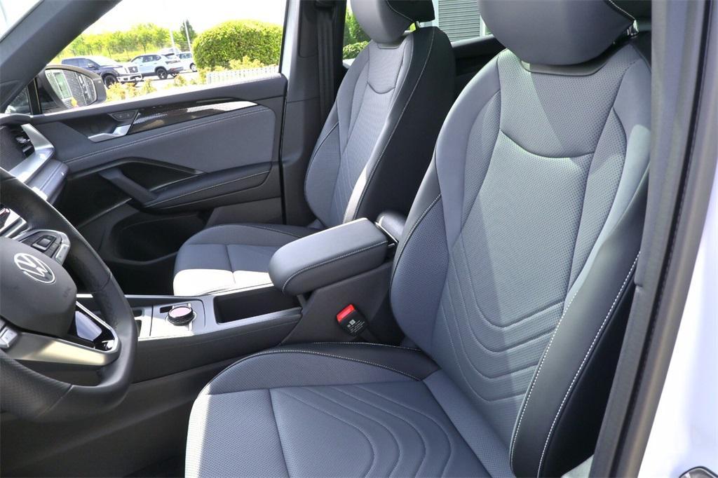 new 2025 Volkswagen Tiguan car, priced at $36,130