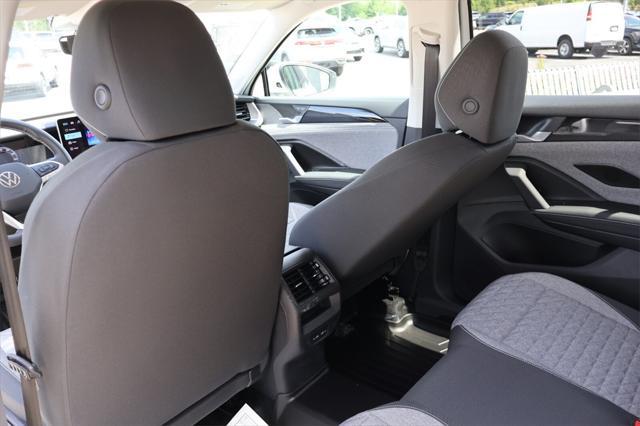 new 2025 Volkswagen Tiguan car, priced at $30,922