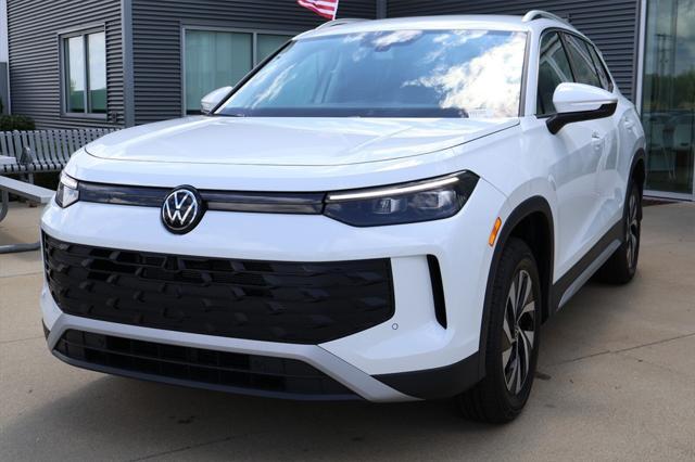 new 2025 Volkswagen Tiguan car, priced at $30,922
