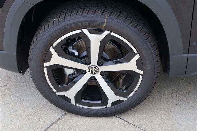 new 2025 Volkswagen Taos car, priced at $35,803