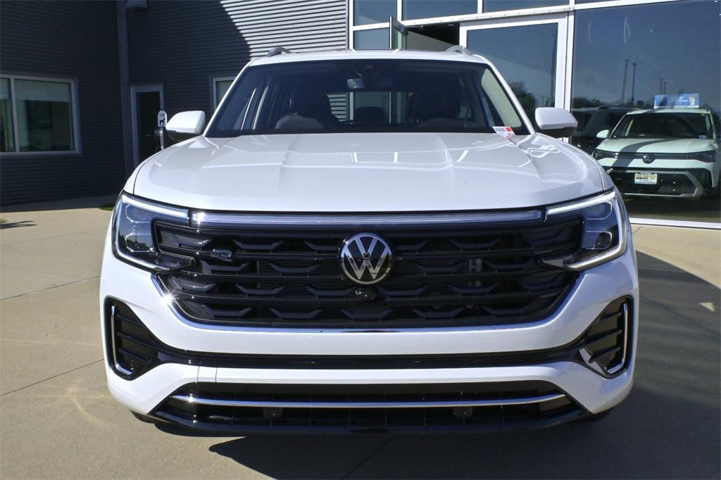 new 2026 Volkswagen Atlas car, priced at $56,750