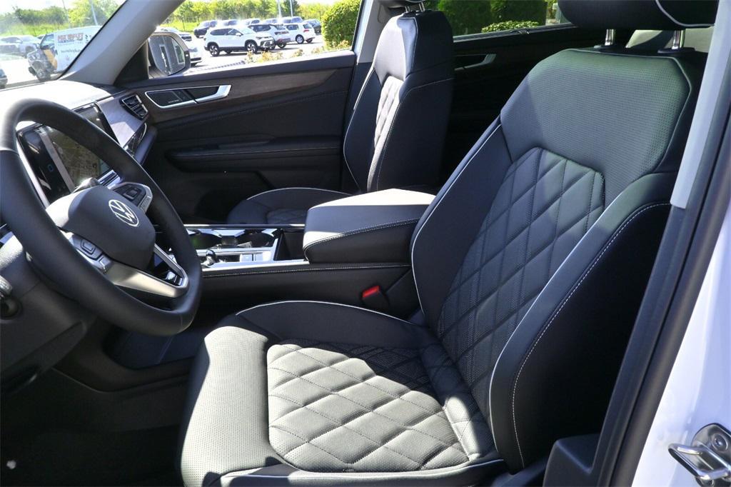 new 2026 Volkswagen Atlas car, priced at $56,750