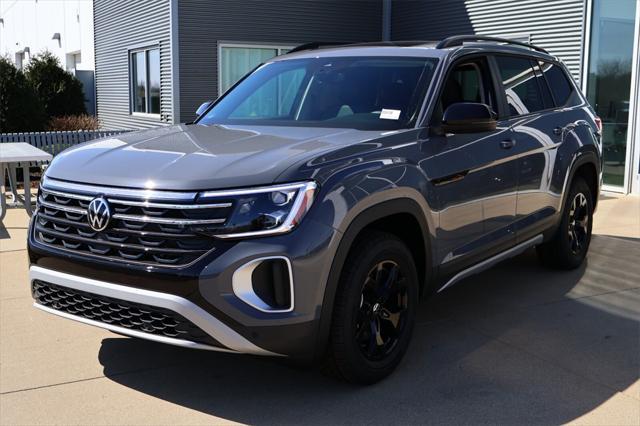 new 2025 Volkswagen Atlas car, priced at $46,817