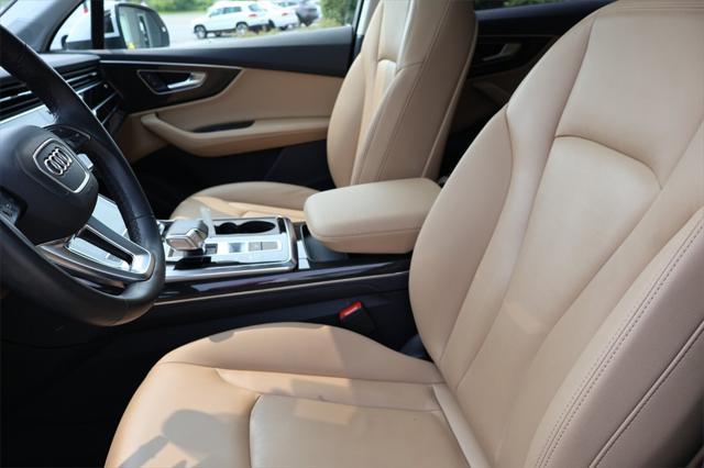 used 2024 Audi Q7 car, priced at $46,899