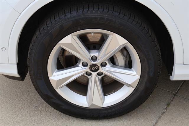 used 2024 Audi Q7 car, priced at $46,899