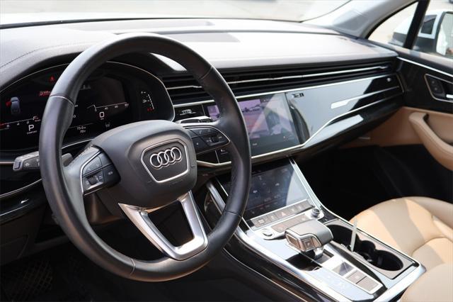 used 2024 Audi Q7 car, priced at $46,899