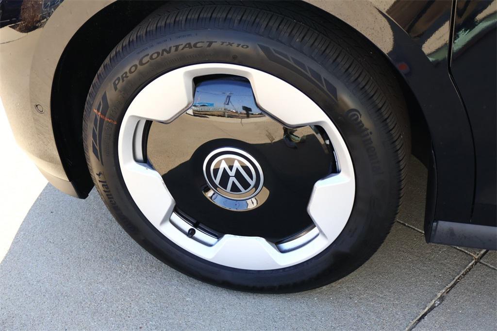 new 2025 Volkswagen ID. Buzz car, priced at $65,829