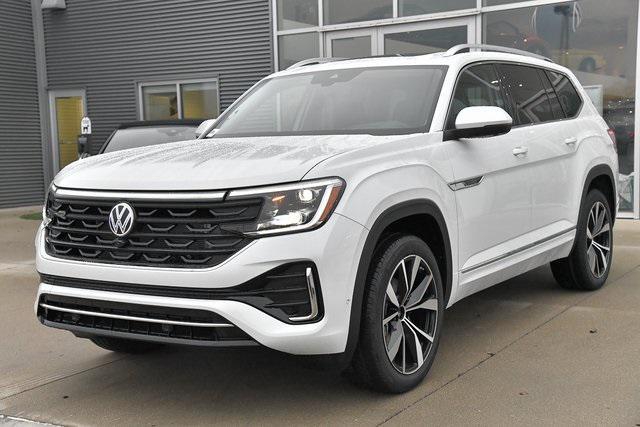 new 2025 Volkswagen Atlas car, priced at $52,348