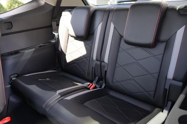 new 2025 Volkswagen Atlas car, priced at $44,651