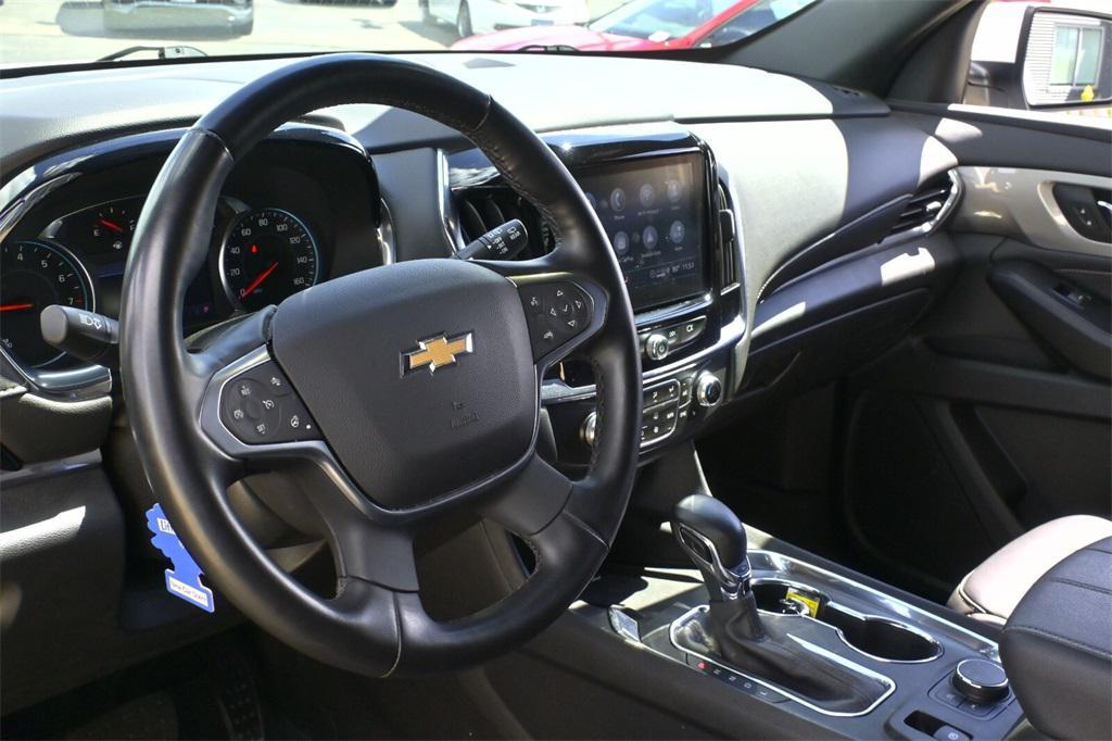 used 2023 Chevrolet Traverse car, priced at $28,391