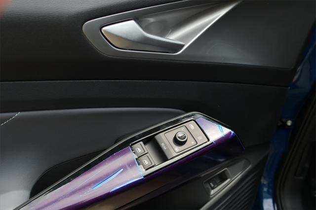 new 2025 Volkswagen ID.4 car, priced at $51,261