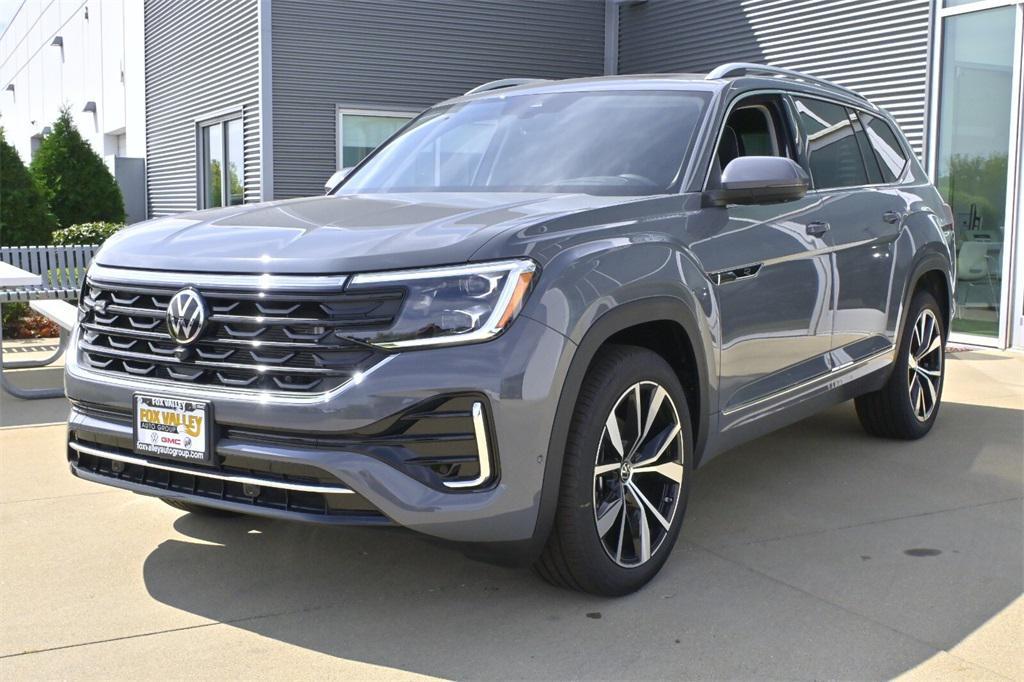 new 2025 Volkswagen Atlas car, priced at $48,151