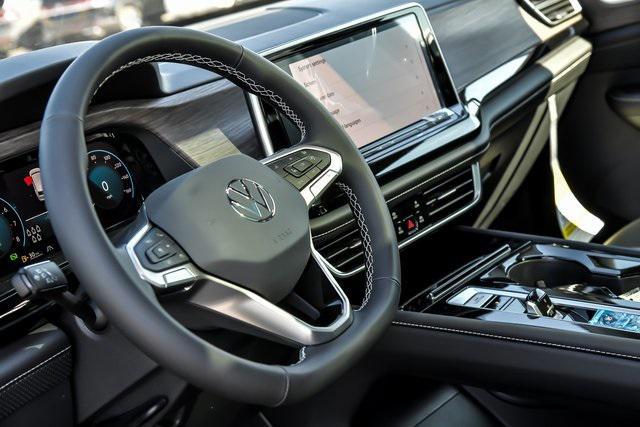 new 2024 Volkswagen Atlas car, priced at $45,327