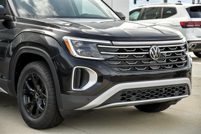 new 2025 Volkswagen Atlas car, priced at $46,002