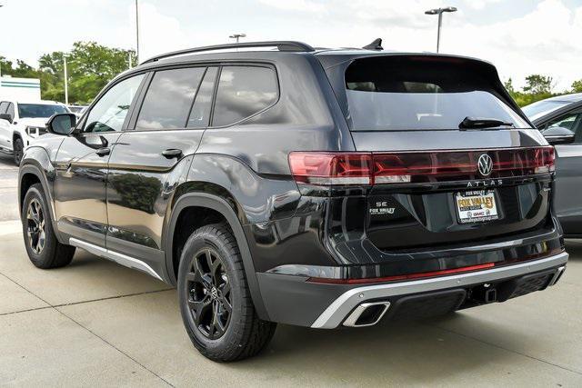 new 2025 Volkswagen Atlas car, priced at $46,002