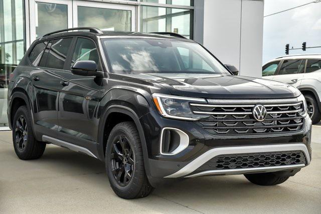 new 2025 Volkswagen Atlas car, priced at $48,002