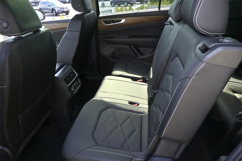 new 2026 Volkswagen Atlas car, priced at $47,978