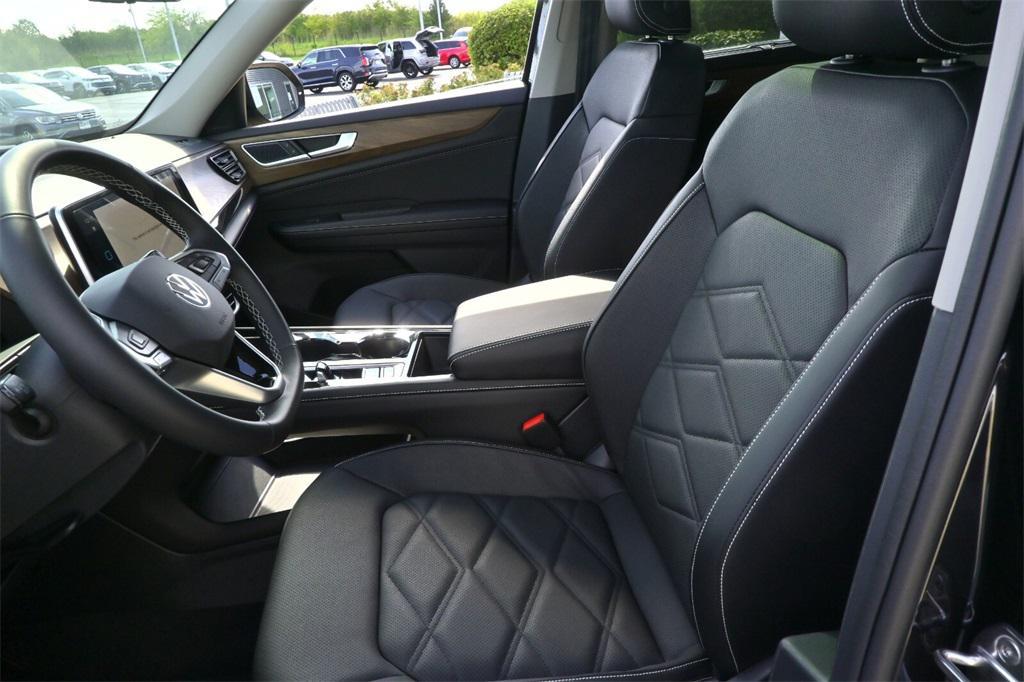 new 2026 Volkswagen Atlas car, priced at $47,978