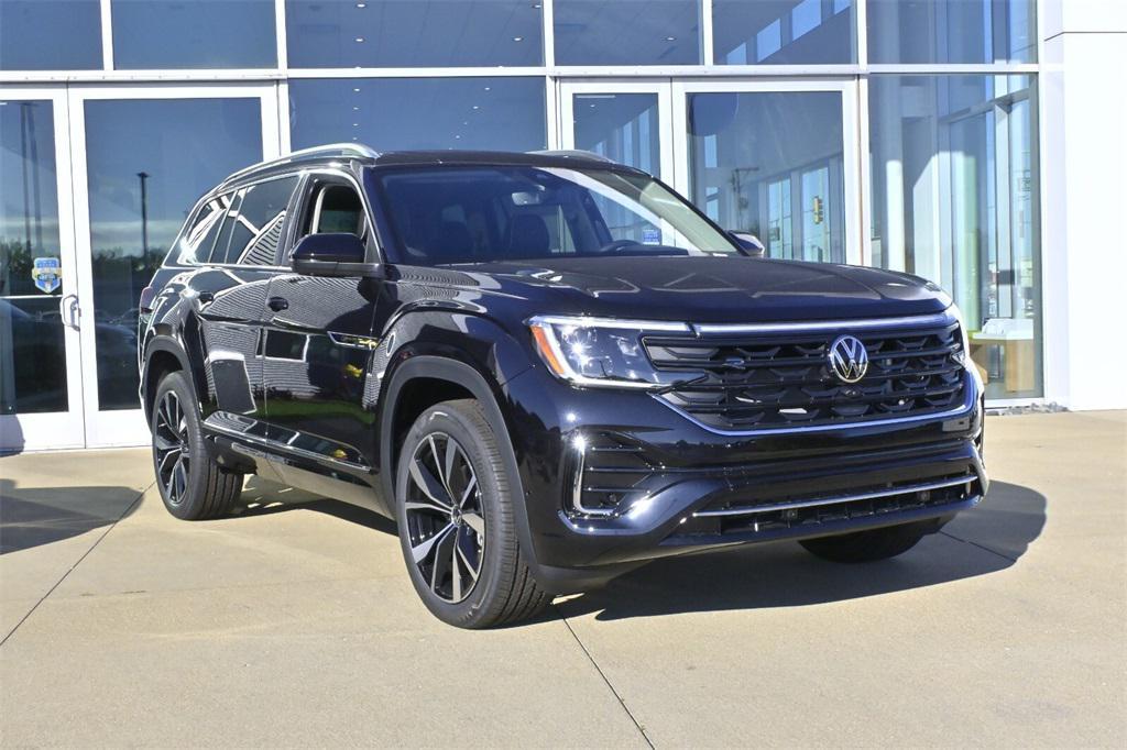 new 2026 Volkswagen Atlas car, priced at $55,951
