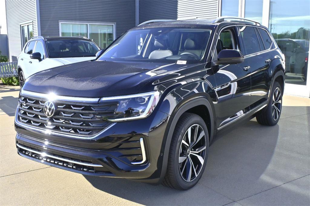 new 2026 Volkswagen Atlas car, priced at $55,951
