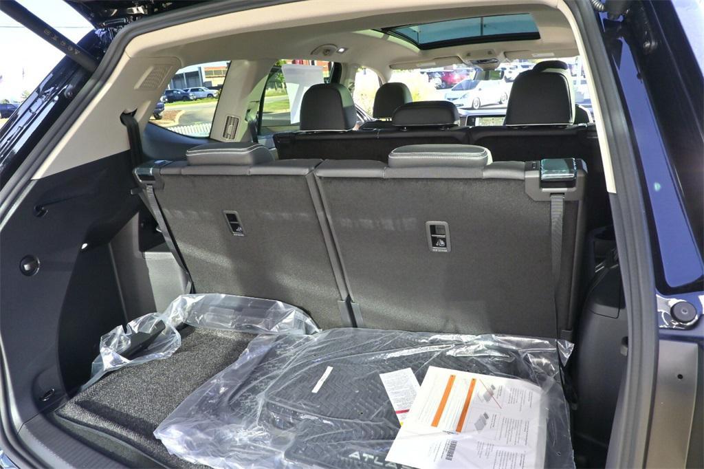 new 2026 Volkswagen Atlas car, priced at $55,951