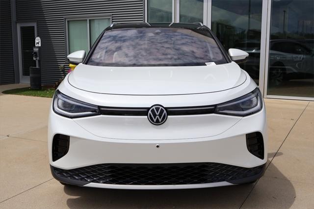 new 2025 Volkswagen ID.4 car, priced at $54,916