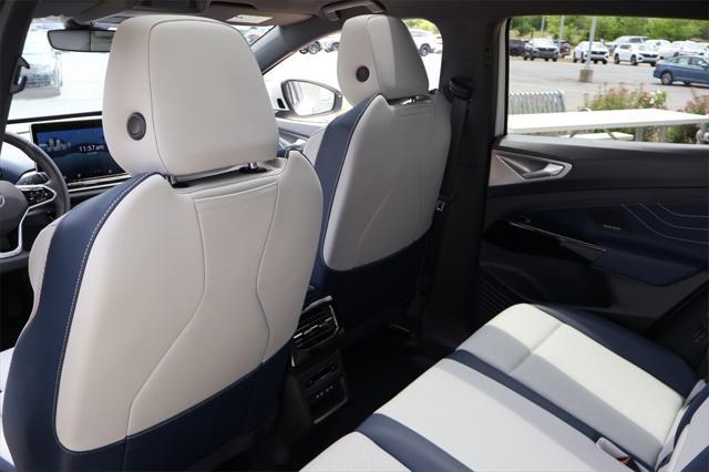 new 2025 Volkswagen ID.4 car, priced at $54,916