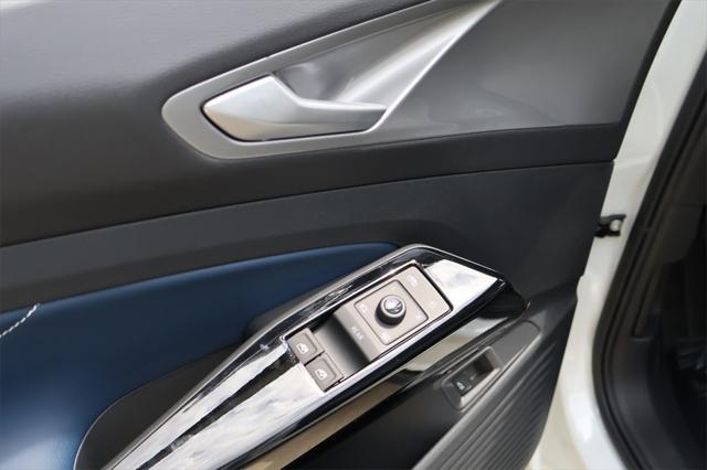 new 2025 Volkswagen ID.4 car, priced at $54,916
