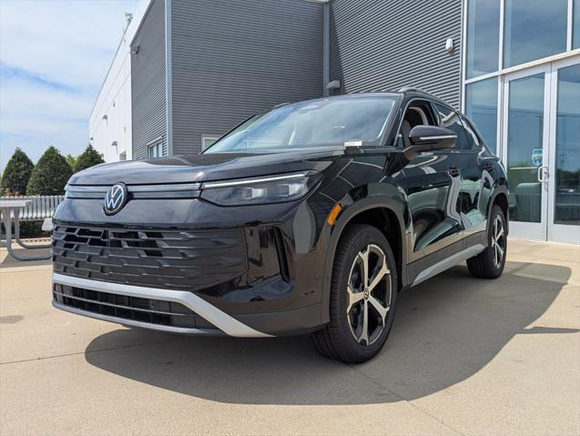 new 2025 Volkswagen Tiguan car, priced at $34,252