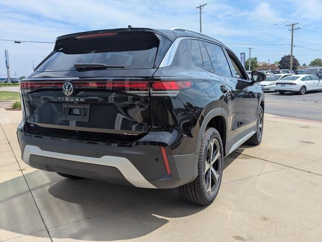 new 2025 Volkswagen Tiguan car, priced at $34,252
