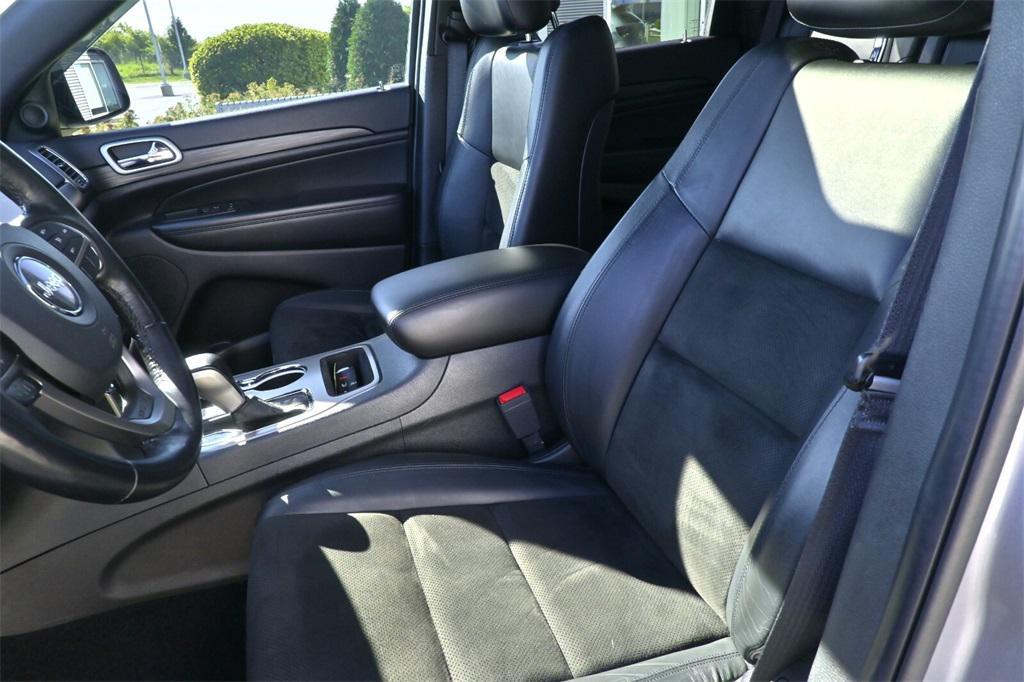 used 2021 Jeep Grand Cherokee car, priced at $23,291