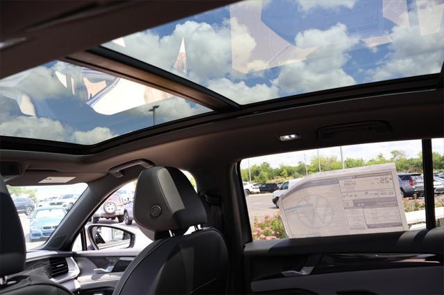 new 2025 Volkswagen Tiguan car, priced at $36,772