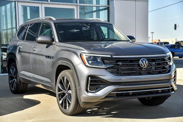 new 2024 Volkswagen Atlas car, priced at $48,572