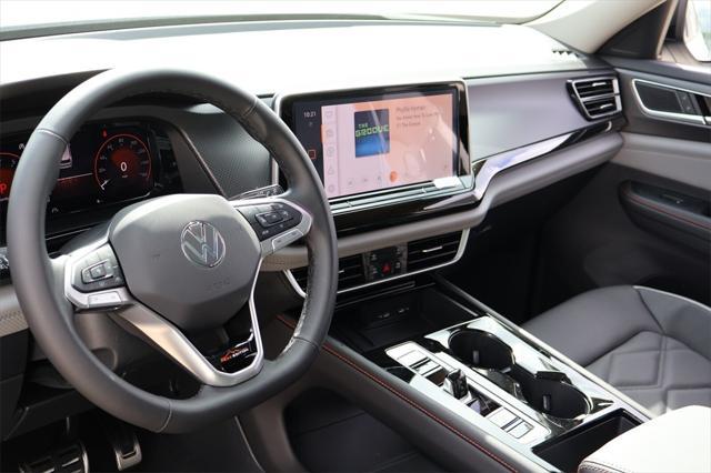 new 2025 Volkswagen Atlas car, priced at $46,553