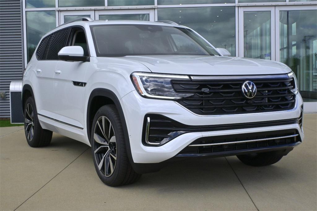 new 2026 Volkswagen Atlas car, priced at $56,233