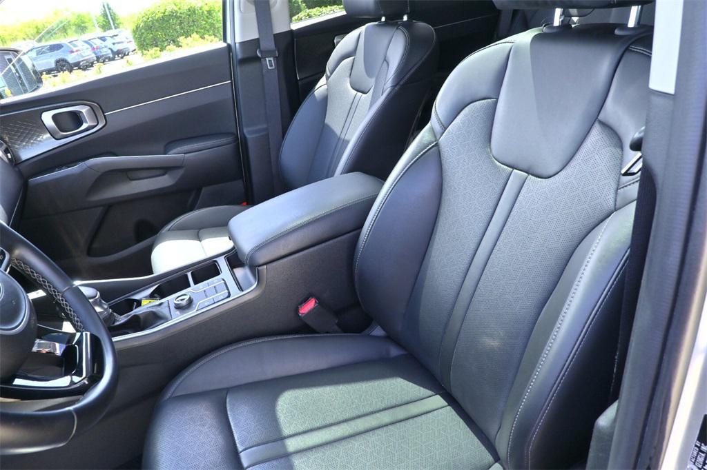 used 2021 Kia Sorento car, priced at $23,991