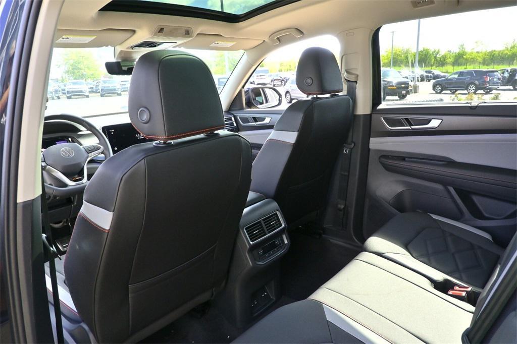 new 2026 Volkswagen Atlas car, priced at $48,708