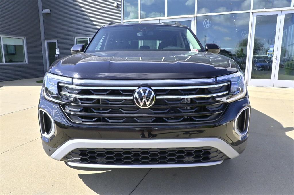 new 2026 Volkswagen Atlas car, priced at $48,708