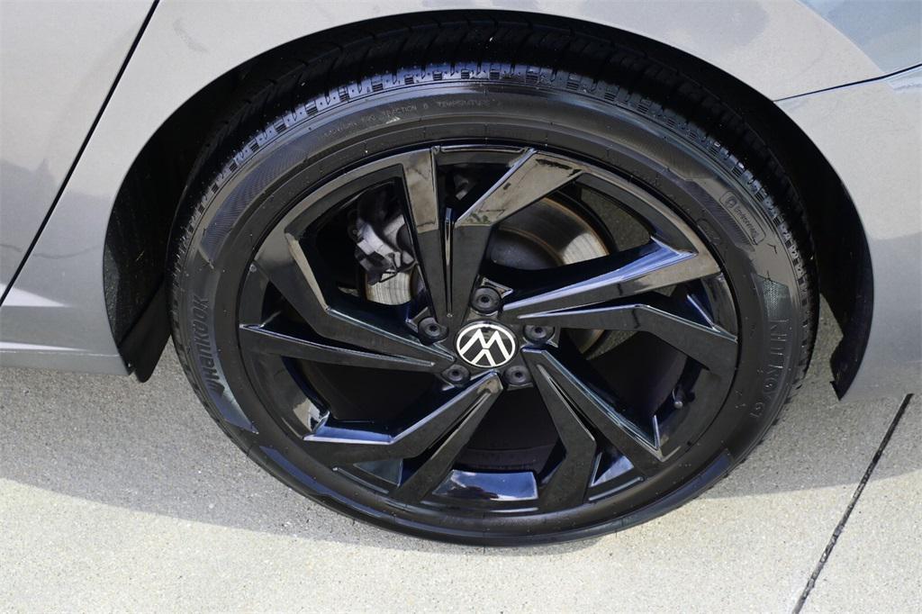 used 2025 Volkswagen Jetta car, priced at $24,490