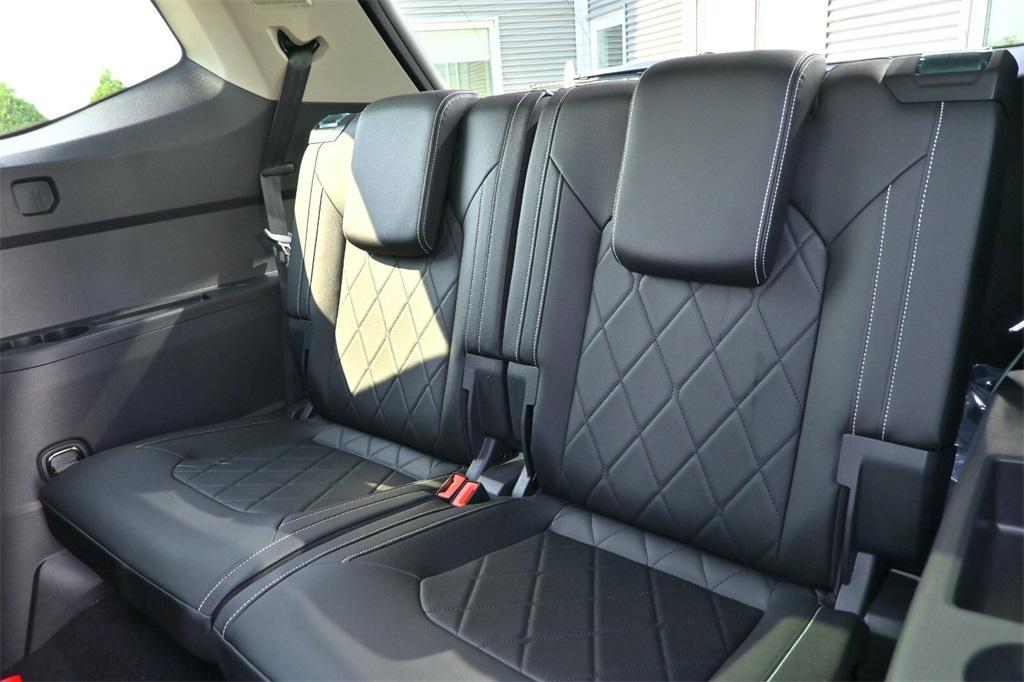 new 2025 Volkswagen Atlas car, priced at $49,387