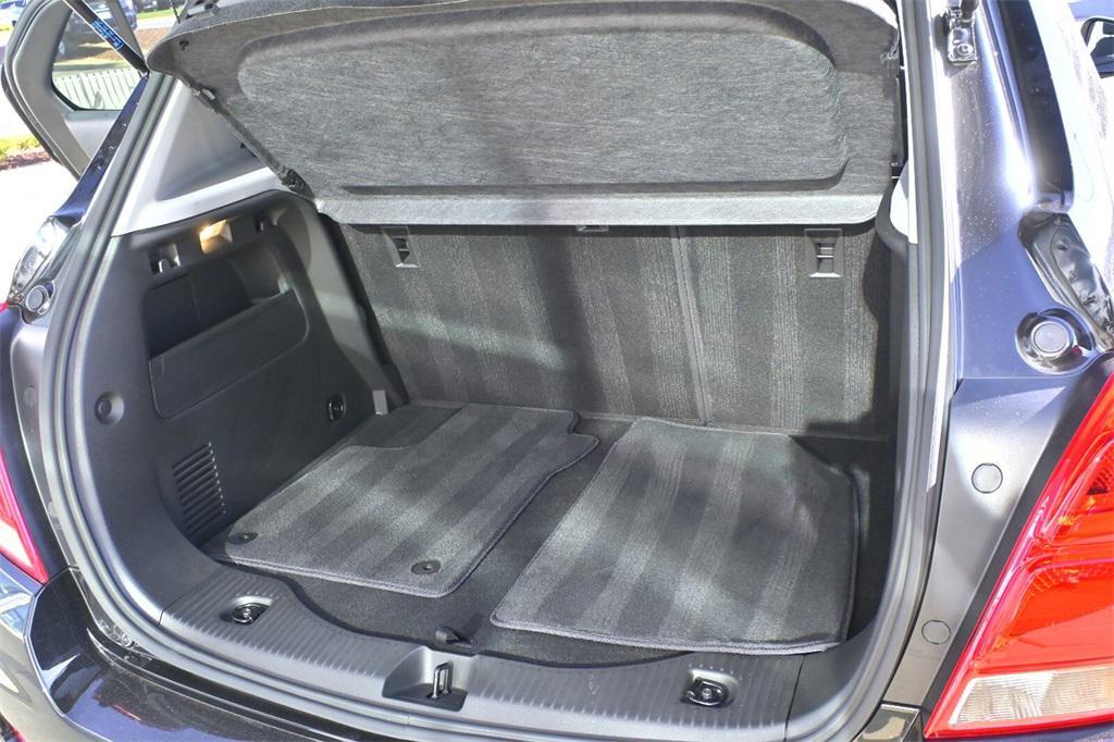 used 2022 Chevrolet Trax car, priced at $18,791