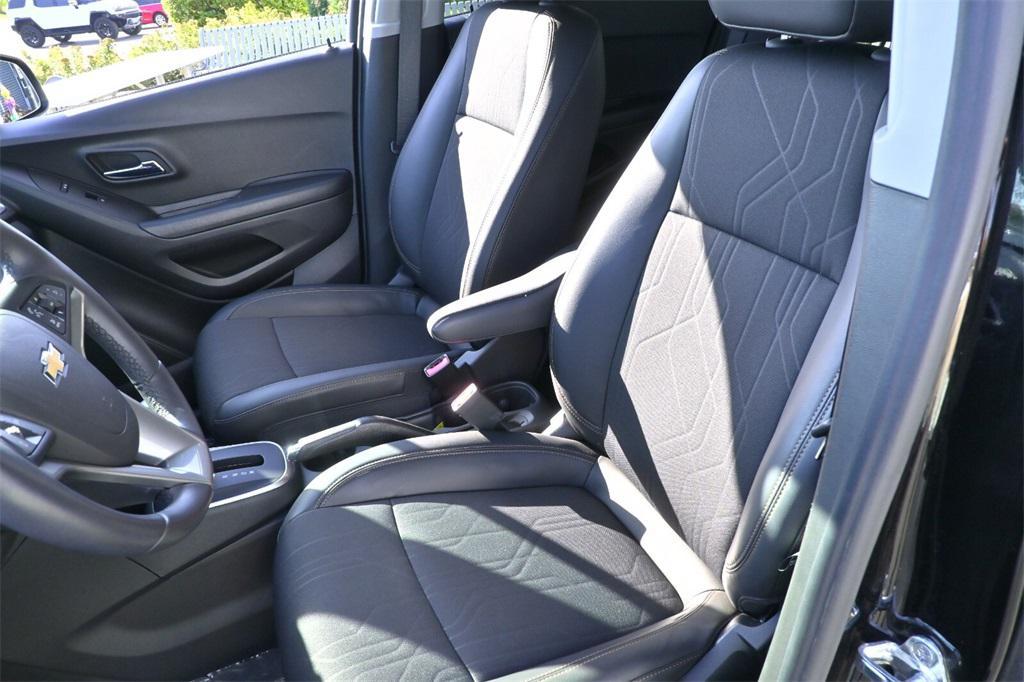 used 2022 Chevrolet Trax car, priced at $18,791