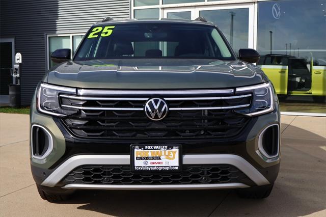 new 2025 Volkswagen Atlas car, priced at $44,904