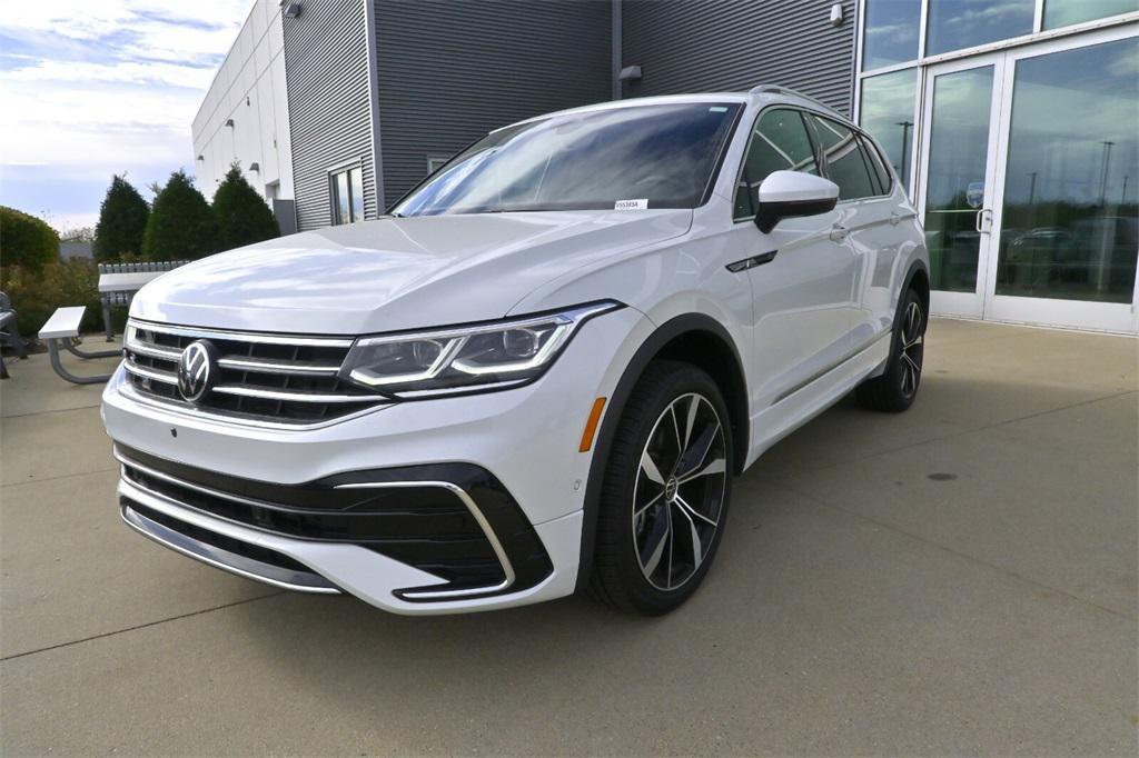 used 2024 Volkswagen Tiguan car, priced at $30,991