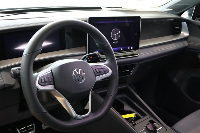new 2025 Volkswagen Tiguan car, priced at $39,081