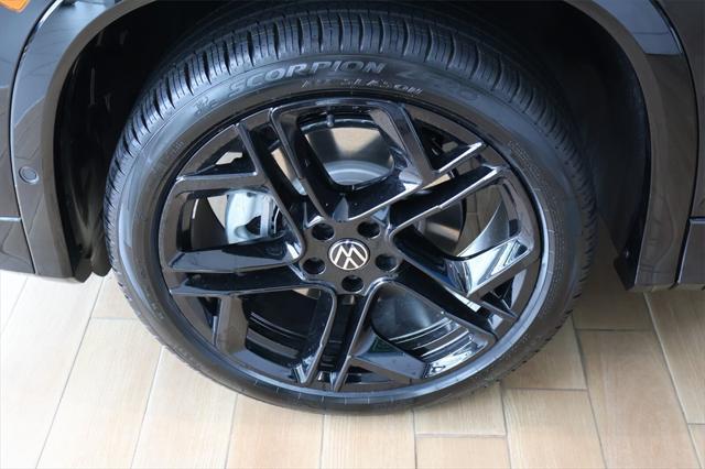 new 2025 Volkswagen Tiguan car, priced at $39,081
