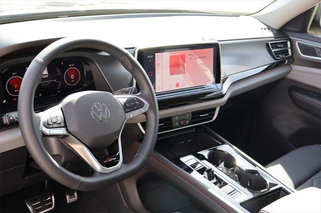 new 2025 Volkswagen Atlas car, priced at $47,151