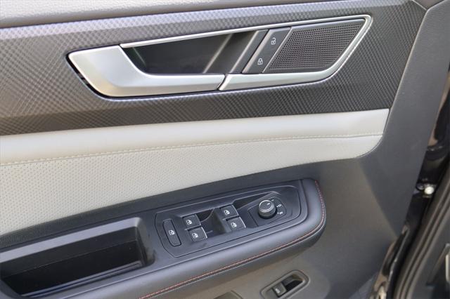 new 2025 Volkswagen Atlas car, priced at $47,151